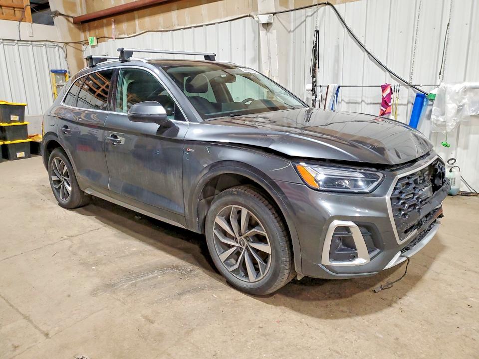 2022 AUDI Q5 S Line quattro Premium