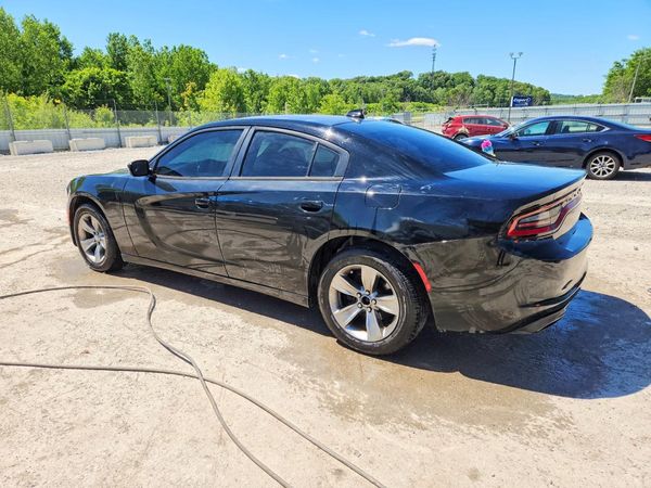 2016 DODGE CHARGER SXT
