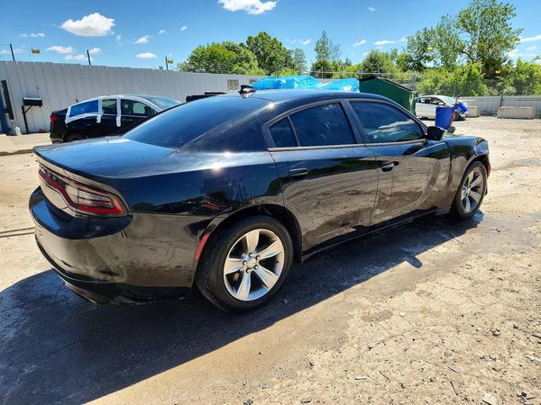 2016 DODGE CHARGER SXT