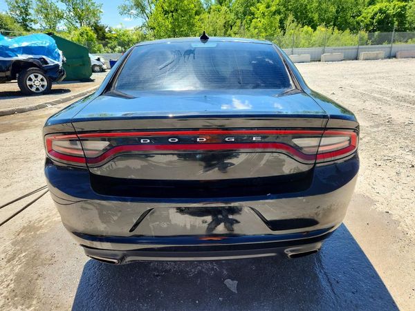 2016 DODGE CHARGER SXT