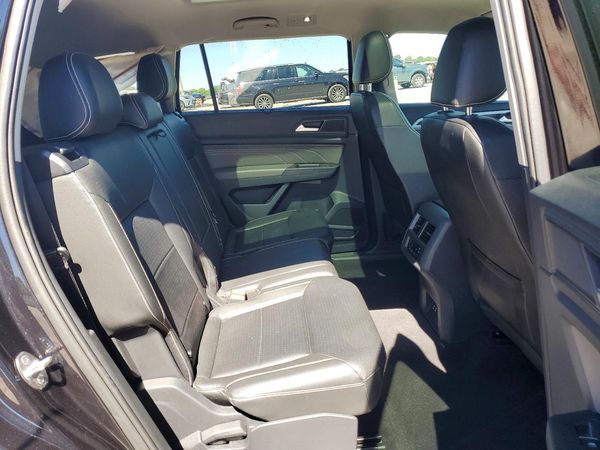2022 VOLKSWAGEN ATLAS 4Motion SE w/ Tech
