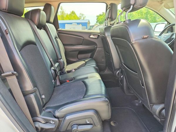 2018 DODGE JOURNEY Crossroad (M,U,C)