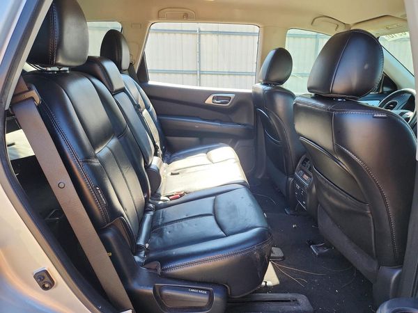 2020 NISSAN PATHFINDER SL