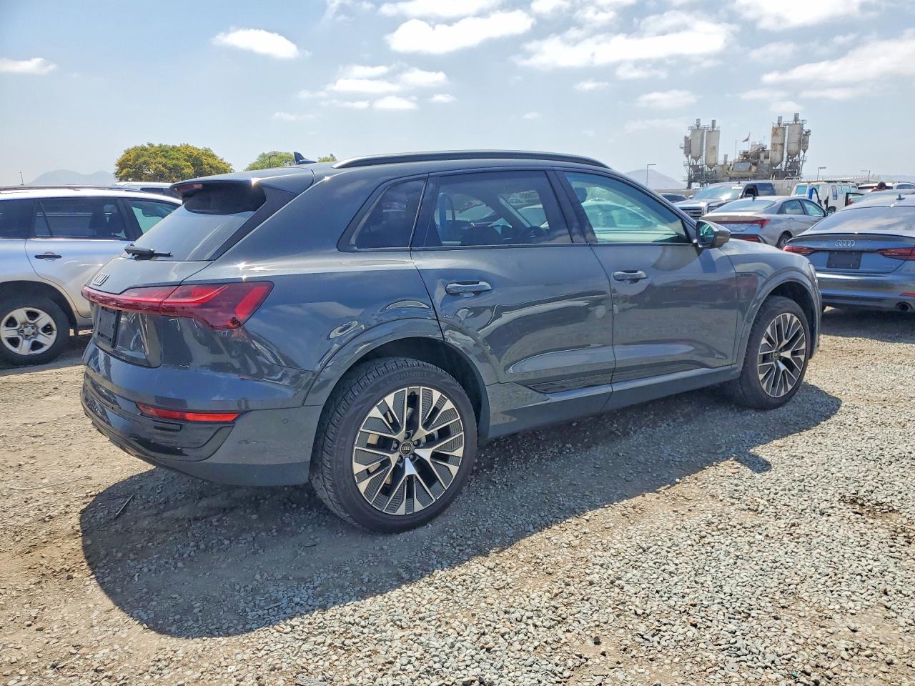2024 AUDI Q8 E-TRON