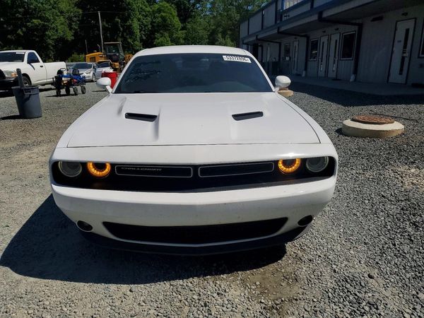 2017 DODGE CHALLENGER SXT