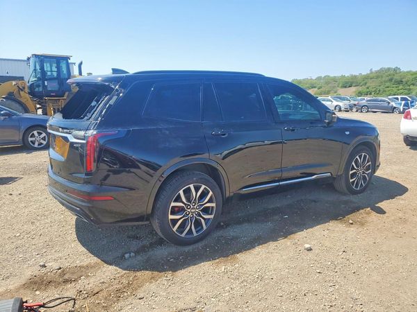 2022 CADILLAC XT6 Sport