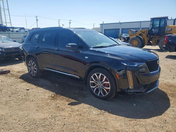 2022 CADILLAC XT6 Sport