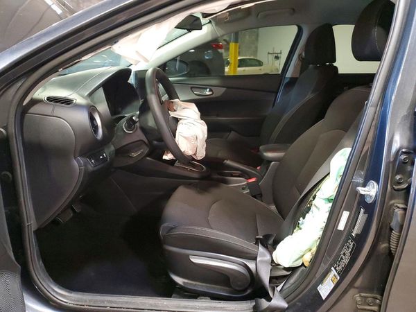 2021 KIA FORTE FE, LXS