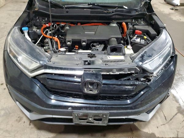 2020 HONDA CR-V — Engine bay