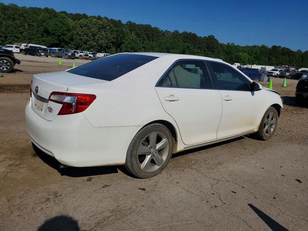 2013 TOYOTA CAMRY