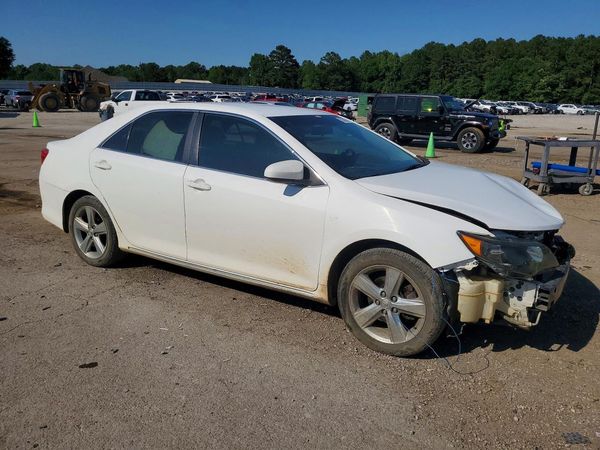 2013 TOYOTA CAMRY