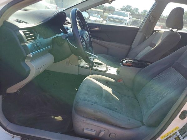 2013 TOYOTA CAMRY