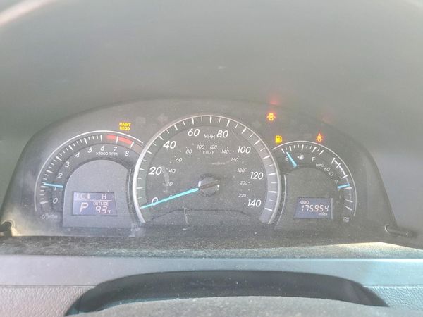 2013 TOYOTA CAMRY