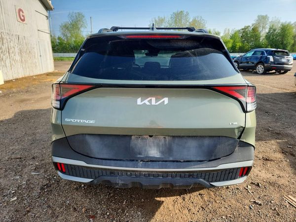 2023 KIA SPORTAGE X-LINE
