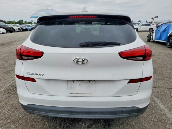 2019 HYUNDAI TUCSON SE