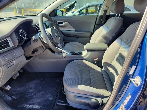 2017 KIA NIRO FE / LX / LX Tech