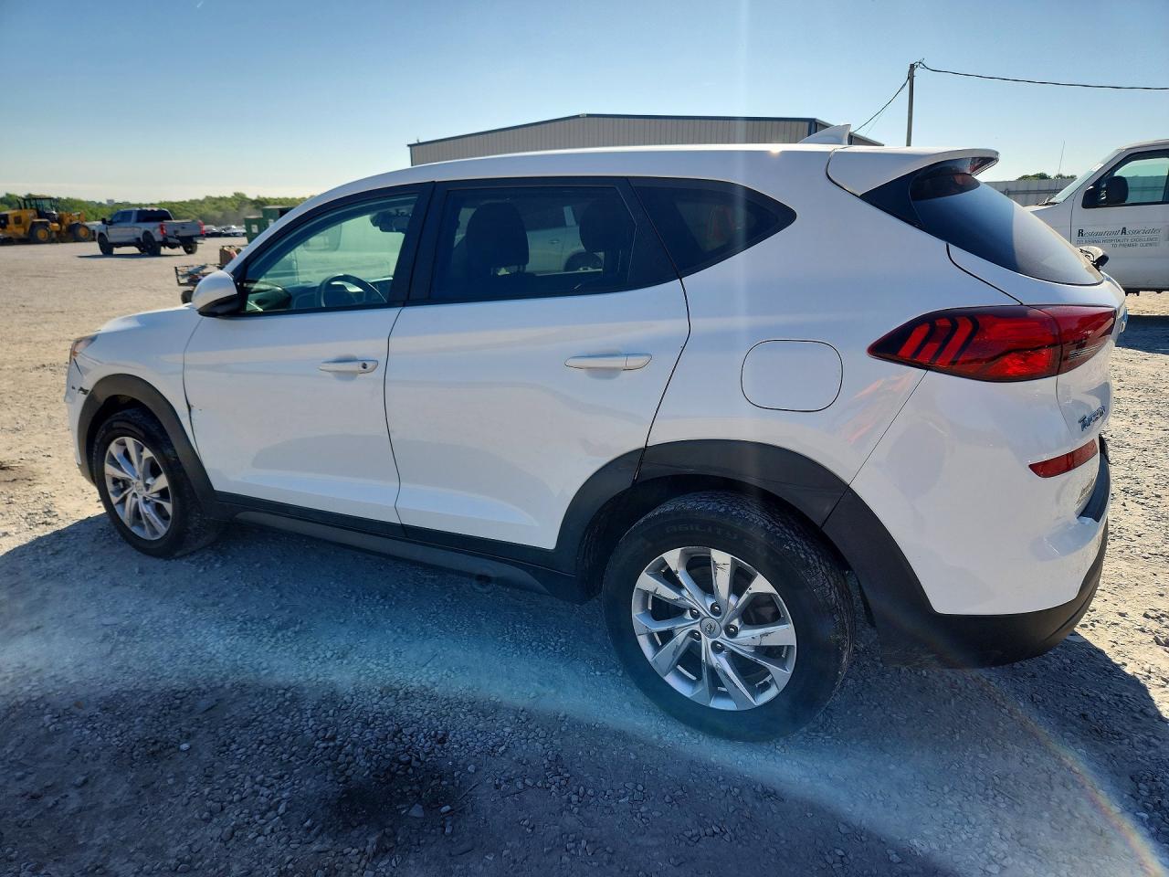 2020 HYUNDAI TUCSON SE