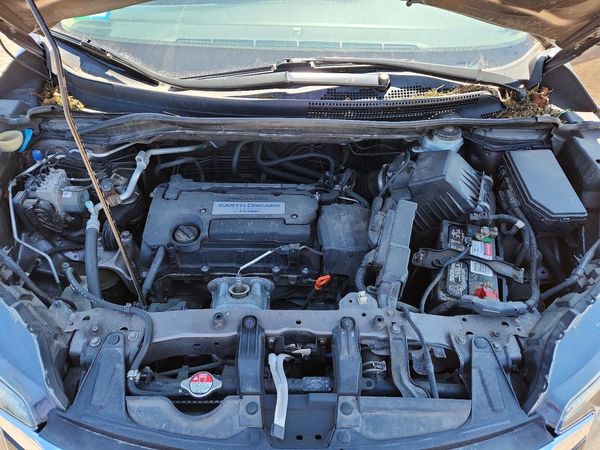 2015 HONDA CRV EX — Engine bay