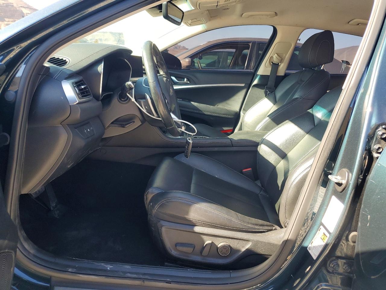 2023 GENESIS G70