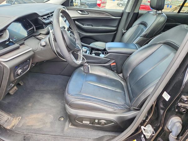 2022 JEEP GRAND CHEROKEE