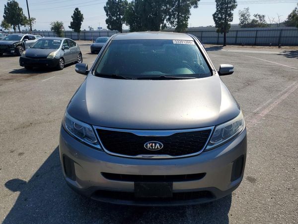 2014 KIA SORENTO Base/ LX