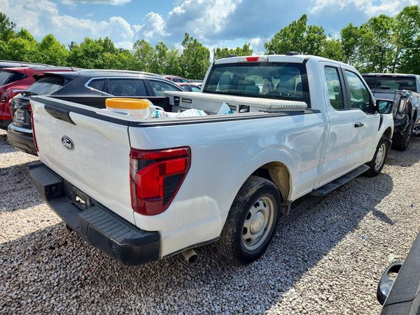2024 FORD F150