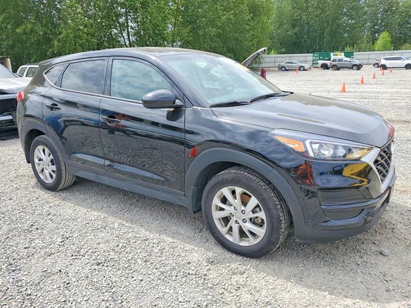 2021 HYUNDAI TUCSON SE
