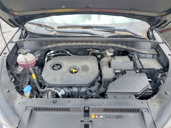 2021 HYUNDAI TUCSON SE