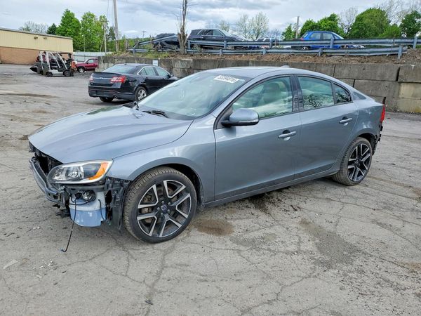 2017 VOLVO S60