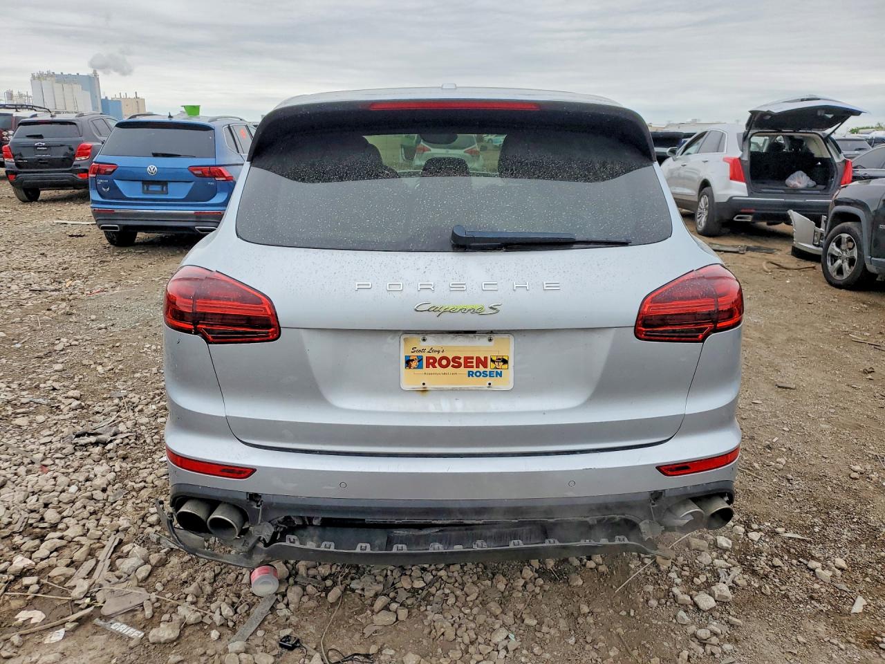 2017 PORSCHE CAYENNE