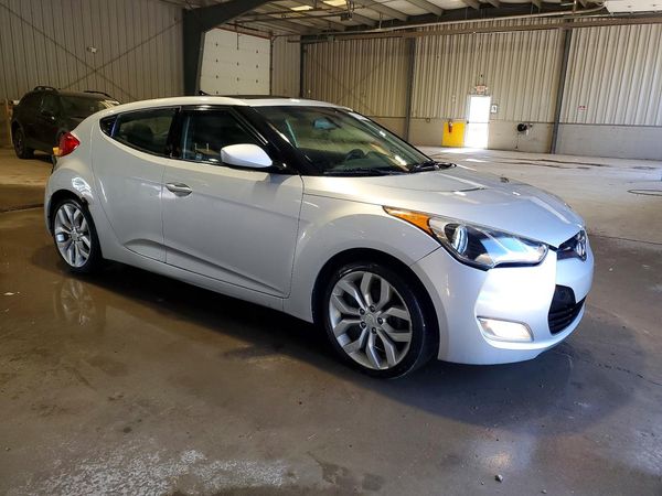 2013 HYUNDAI VELOSTER