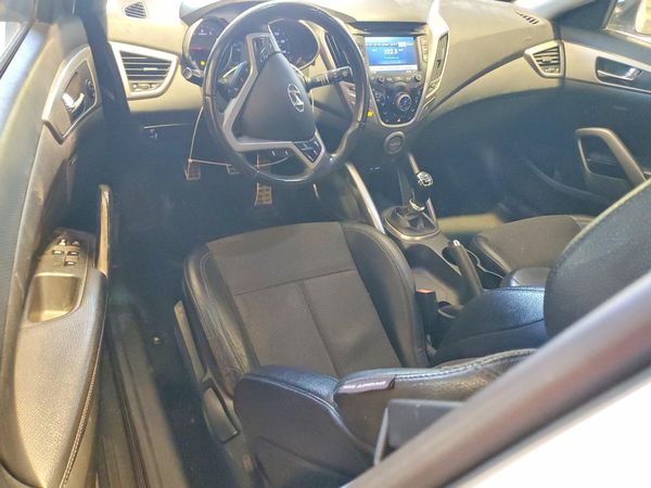 2013 HYUNDAI VELOSTER