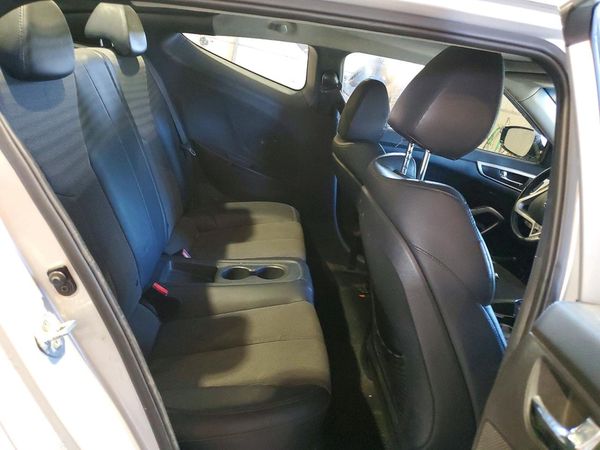 2013 HYUNDAI VELOSTER
