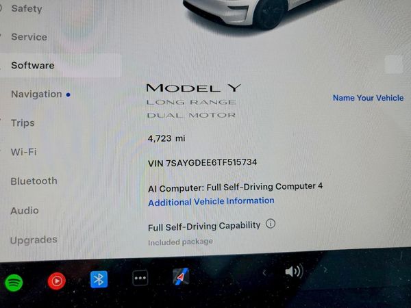 2026 TESLA MODEL Y