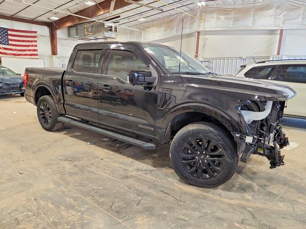 2025 FORD F150 Lariat