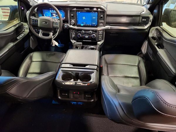 2025 FORD F150 Lariat