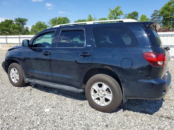 2022 TOYOTA SEQUOIA SR5