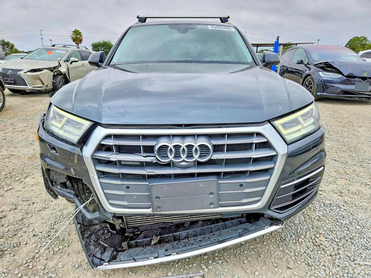 2018 AUDI Q5 quattro Prestige