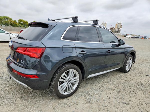 2018 AUDI Q5 quattro Prestige