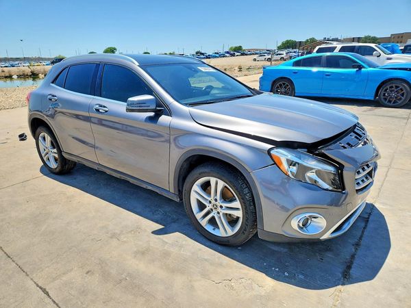 2019 MERCEDES-BENZ GLA GLA250-4M