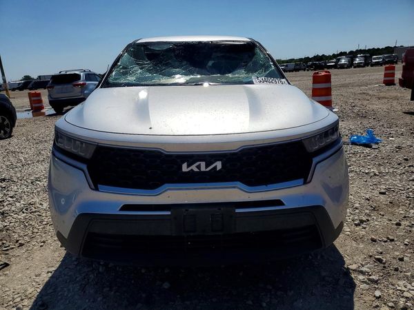 2022 KIA SORENTO