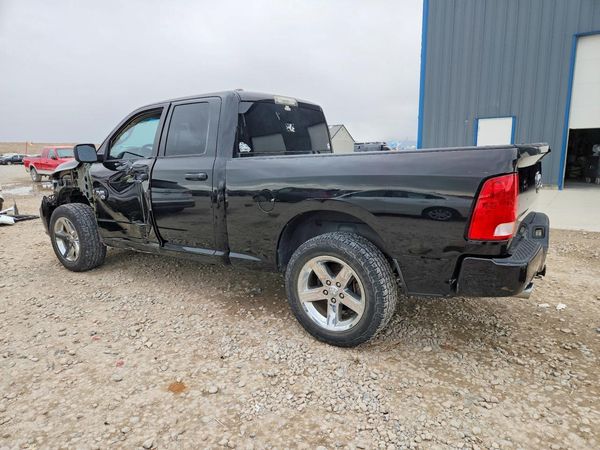2013 RAM 1500 ST