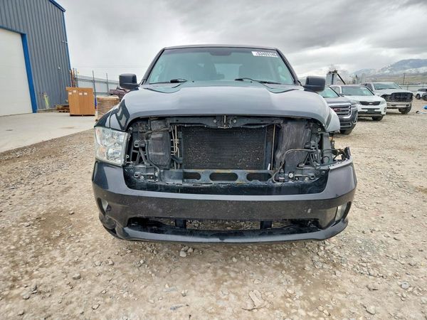 2013 RAM 1500 ST