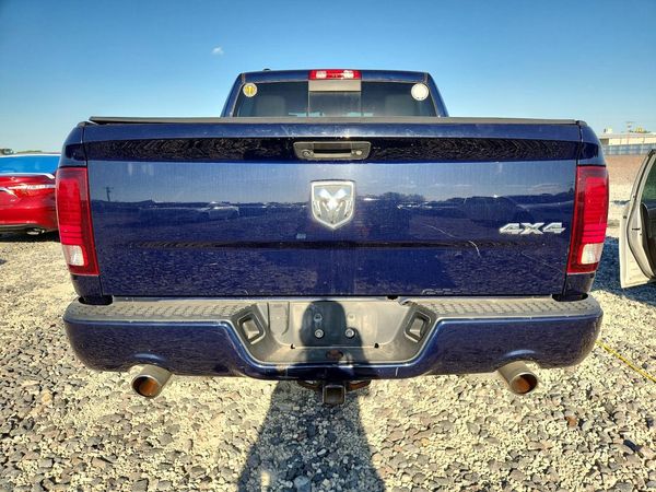 2016 RAM 1500 Sport