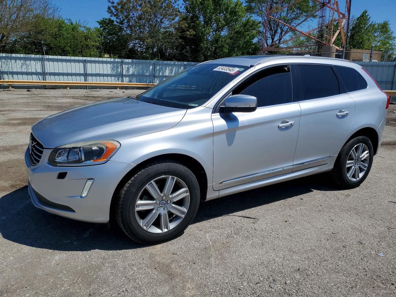 2016 VOLVO XC60