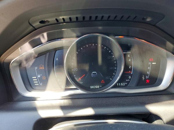 2016 VOLVO XC60