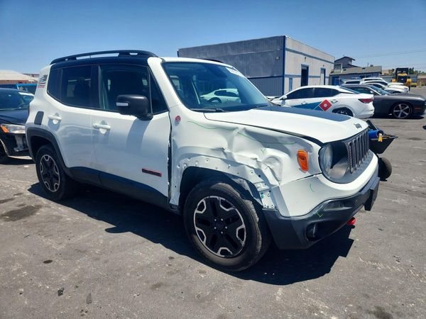 2016 JEEP RENEGADE TRAILHAWK 4X4