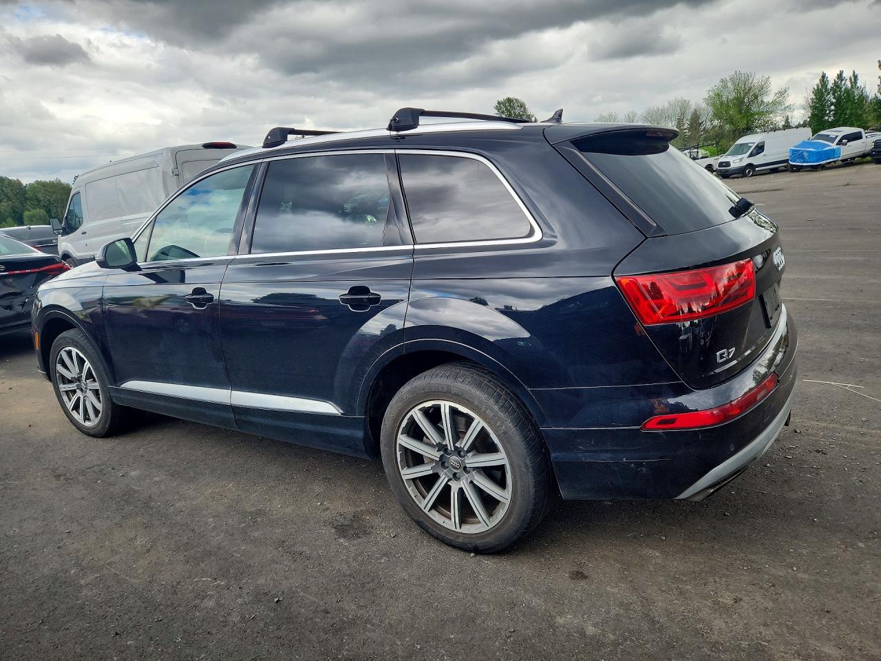 2017 AUDI Q7 quattro Premium Plus