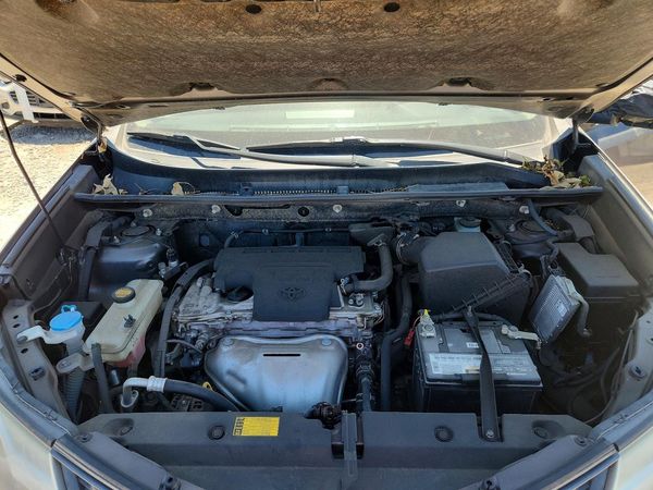 2013 TOYOTA RAV4 Standard — Engine bay