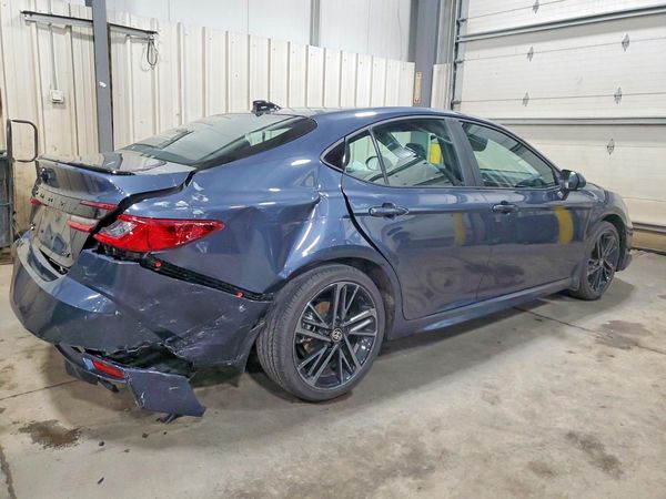 2026 TOYOTA CAMRY